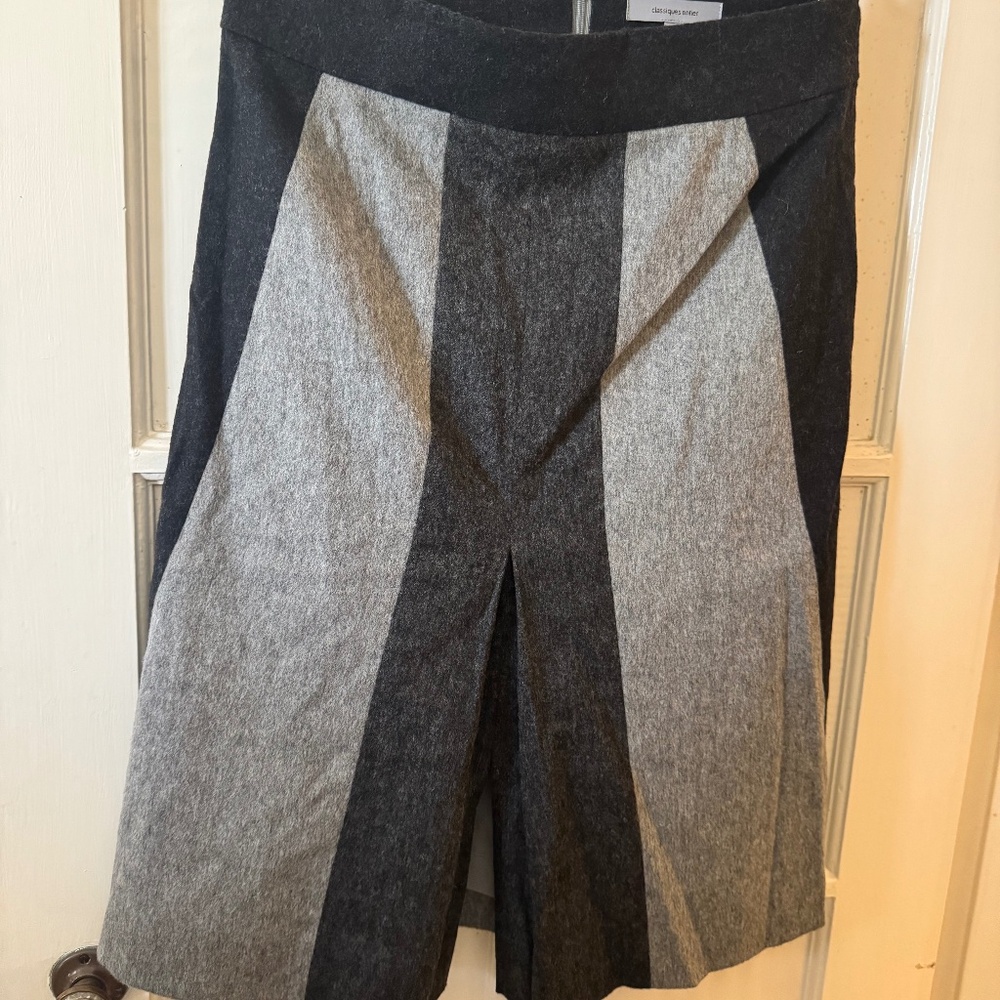 VOGEL 10 cashmere cardigan + CLASSIQUES ENTIER wool pleat skirt